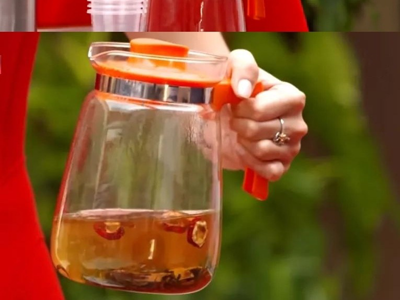 bac-si-103-tuoi-tiet-lo-bi-quyet-song-tho-nho-uong-mot-loai-nuoc-moi-ngay