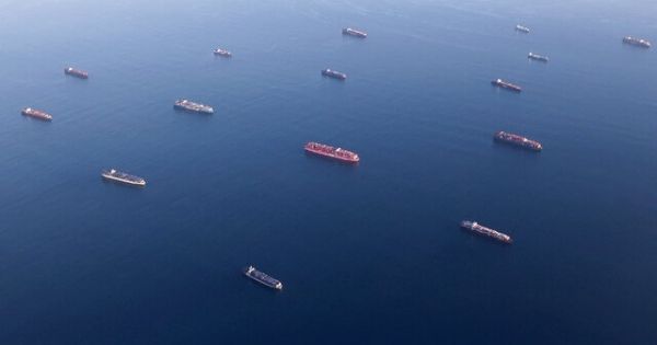 container-vessels-at-los-angeles-long-beach-port